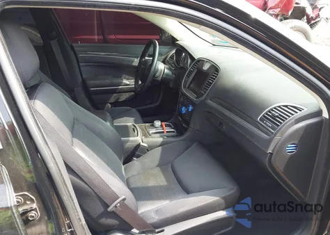 2022 Chrysler 300 Touring из США, поврежденный, VIN 2C3CCAAG4NH134295